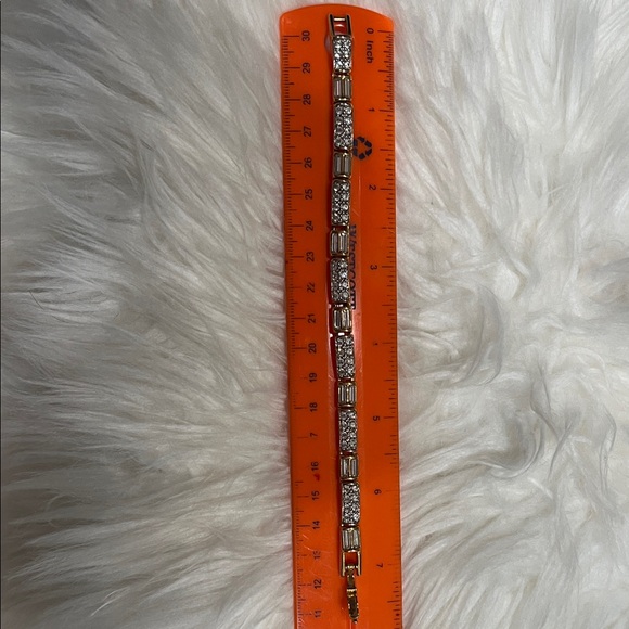 Vintage Swarovski Swan Baguette Bracelett - Picture 3 of 7